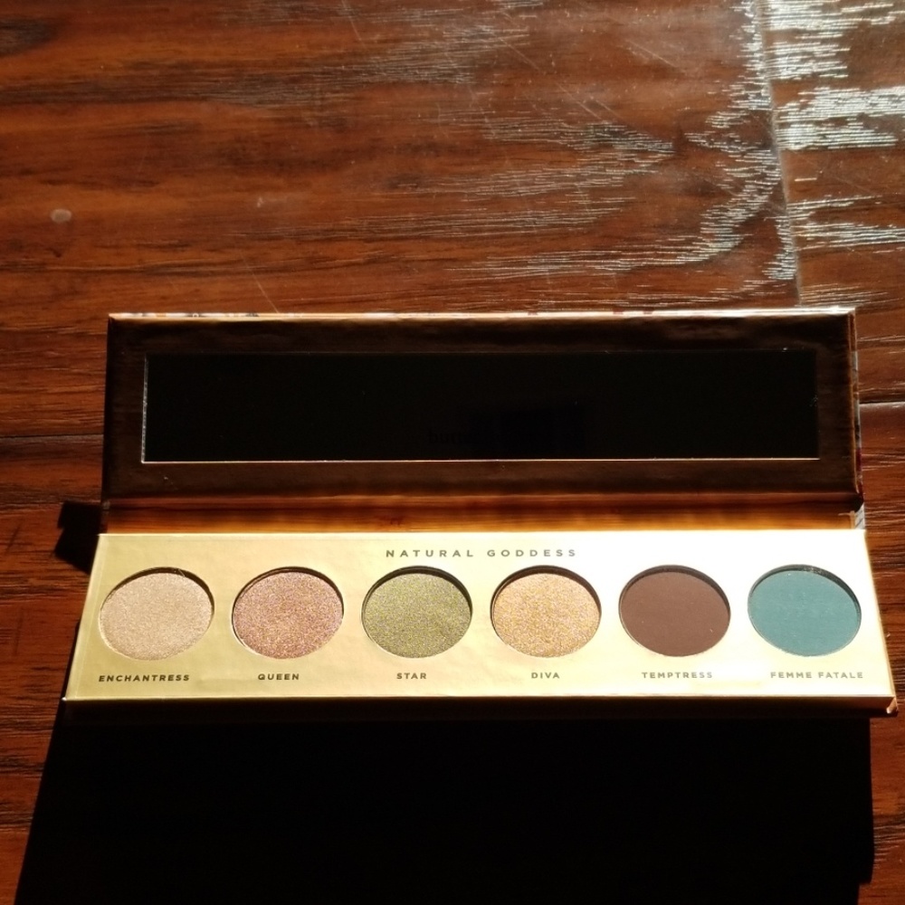 Brand New Butter London Eye Shadow Palette